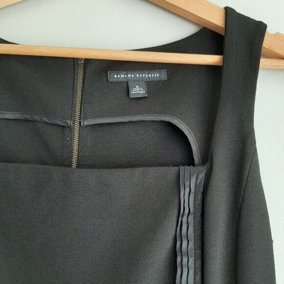 BANANA REPUBLIC | Bi-Stretch Square Neckline Sheath Dress Knee Length LBD Sz 4 - Picture 6 of 14